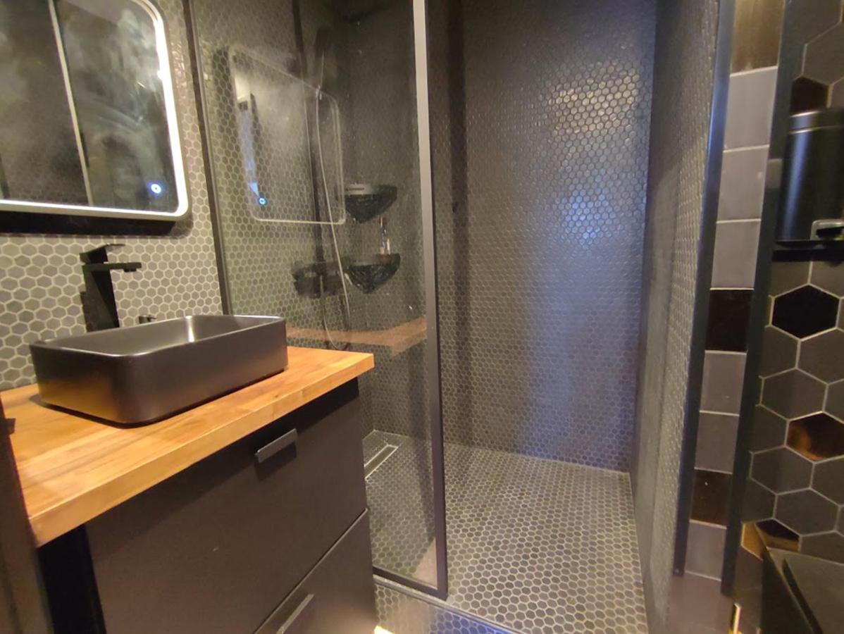 Au Cocon De Joy, T3 Duplex, Wifi, 4 Personnes Apartamento Bagnères-de-Luchon Exterior foto
