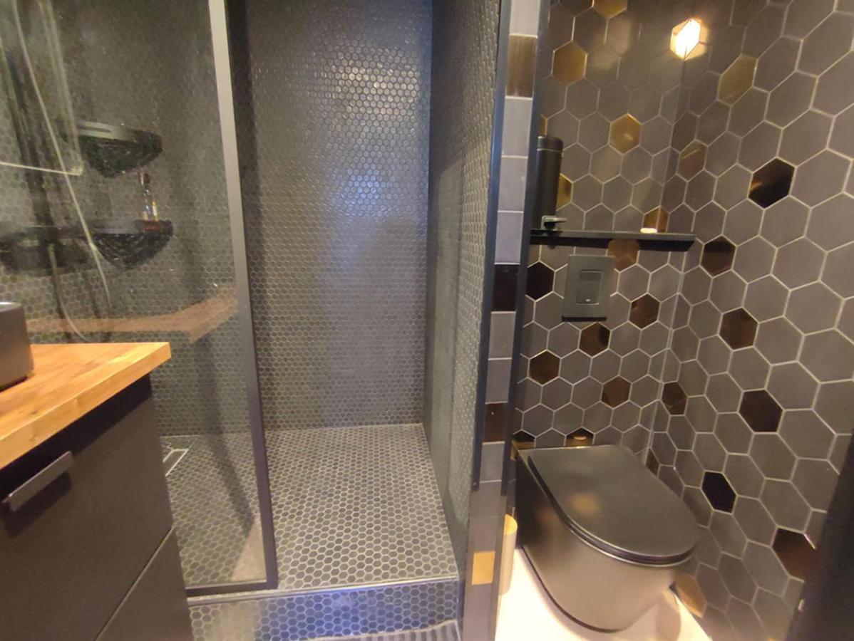 Au Cocon De Joy, T3 Duplex, Wifi, 4 Personnes Apartamento Bagnères-de-Luchon Exterior foto